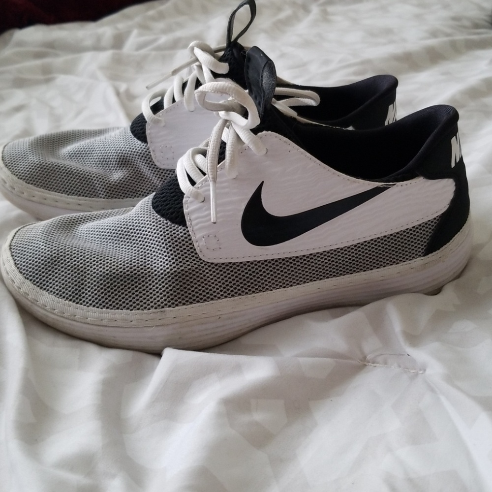 Nike Solar Soft Shoes